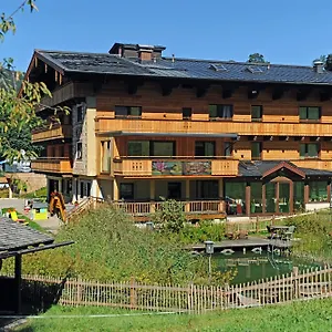 In Out Unterellmau Hotel Saalbach
